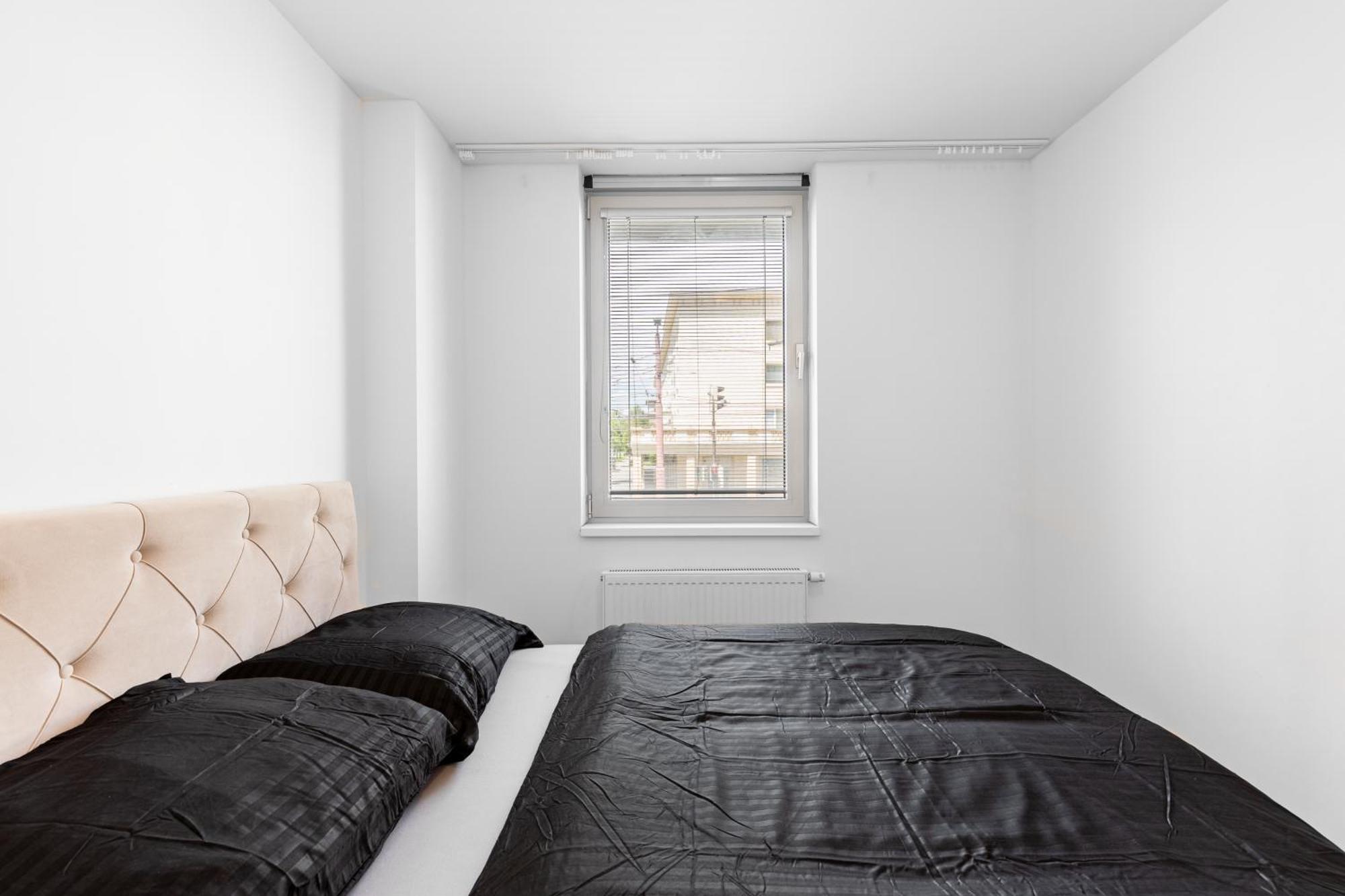 Leo Apartment - Ac & Free Parking Bratislava Exterior foto